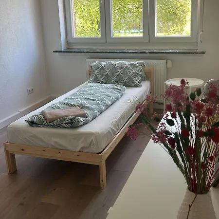 3 Bedrooms Shower Full Kitchen Waschmaschiene - Ideal Monteure Appartement *